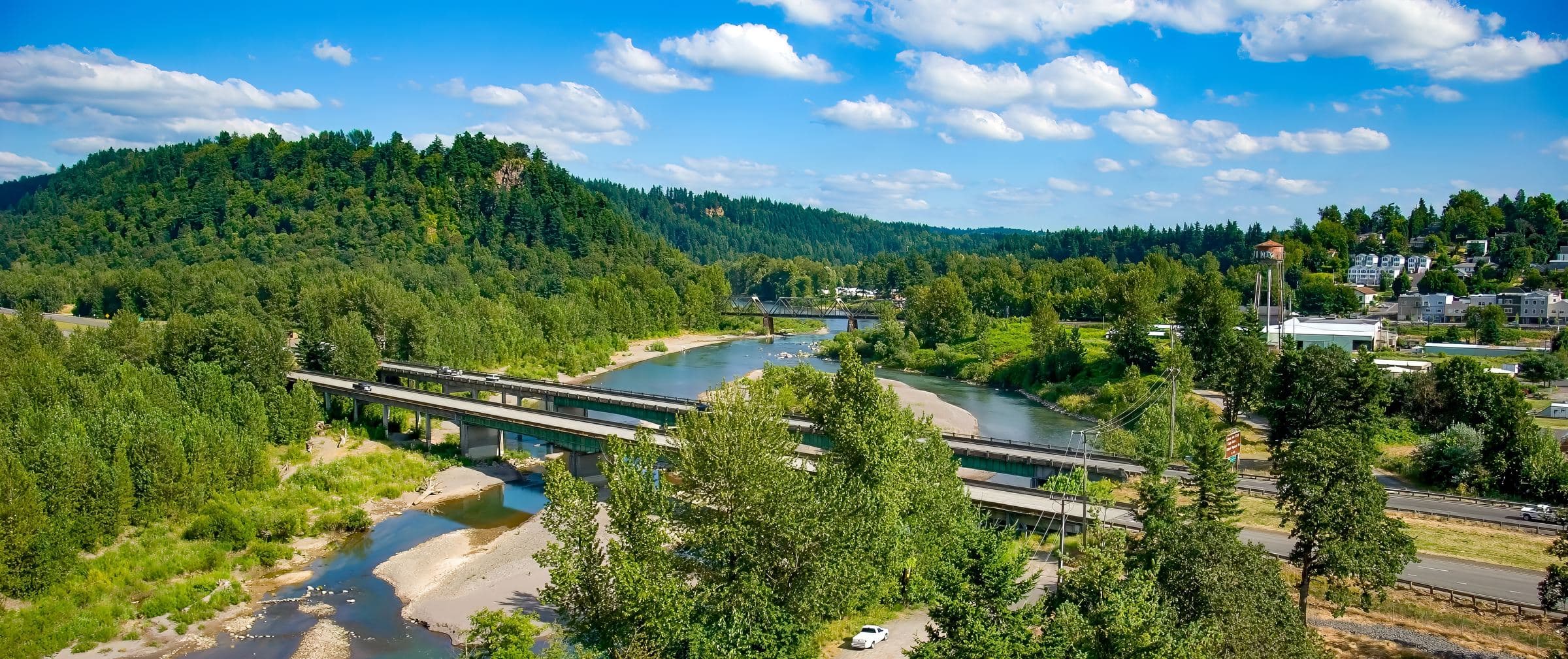 Bridges over the Clackamas River in the south Portland metro