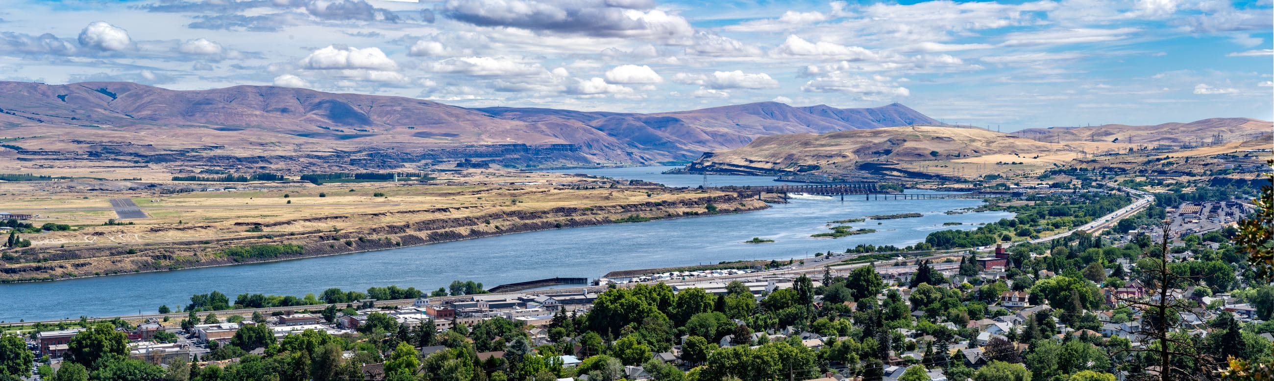 The Dalles, the Columbia River and The Dalles Dam